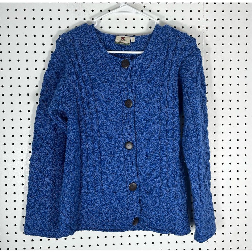 Carriag Donn cable knit sweater